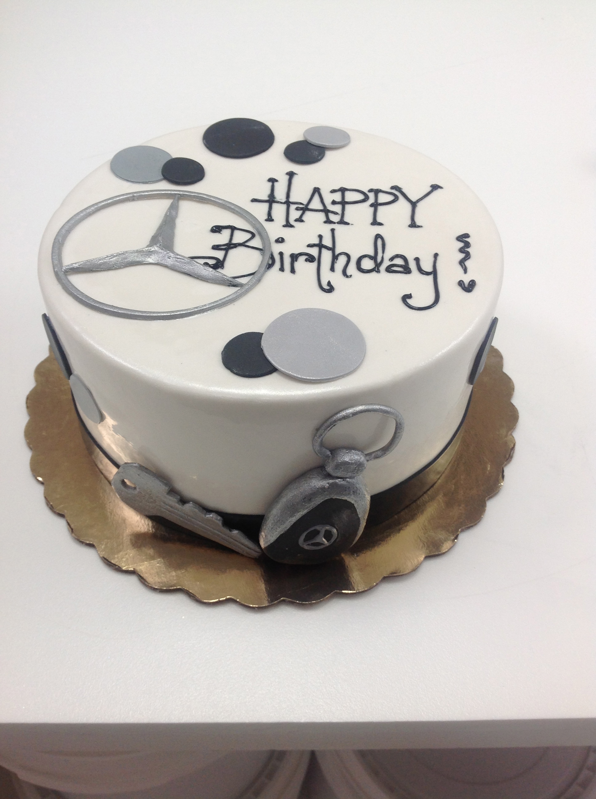 Formula 1 Racing Car Cake | F1 Cake | F1 Mercedes Cake – Liliyum Patisserie  & Cafe